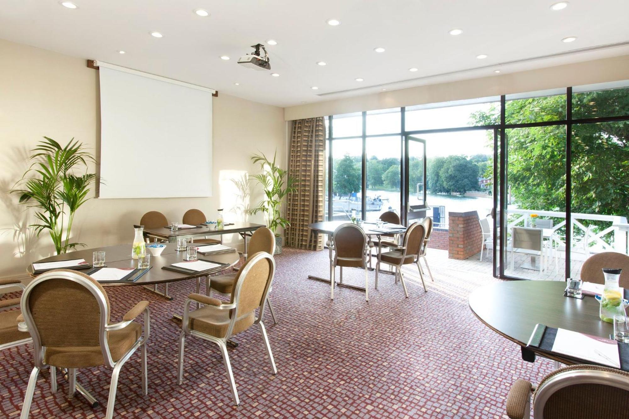 Crowne Plaza Reading Ξενοδοχείο Εξωτερικό φωτογραφία